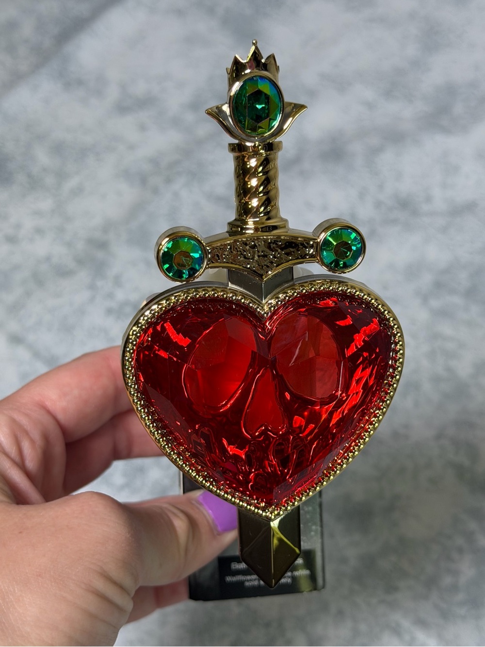 NEW Bath and Body Works evil queen pierced heart wallflower plug in
